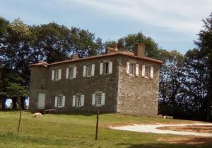 Budova, kde se prázdninový dům nachází + 12 fotografií