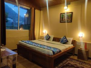 Ένα ή περισσότερα κρεβάτια σε δωμάτιο στο lake & woods-a boutique lakeview property +33 φωτογραφίες