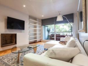 Gallery image of Apartment Barcelona Rentals - Classic Bonanova Apartment in Barcelona