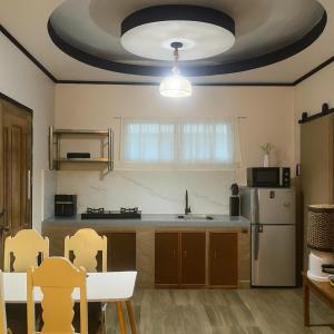 Køkken eller tekøkken på Shaka Soul Siargao