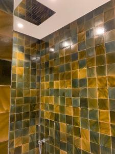 Et badeværelse på Tantor 1 zeezicht