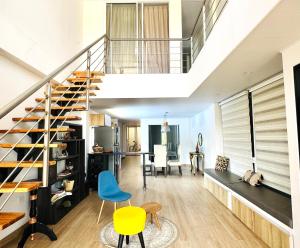 Istumisnurk majutusasutuses Hostal Bon Hábitat