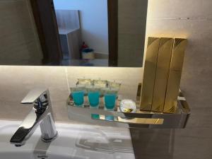 Et badeværelse på غرف بالقرب من الحرمHotel Near Masjid nabawi