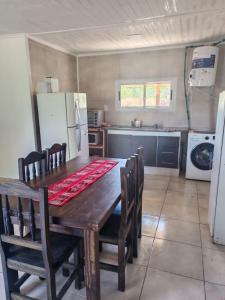 Køkken eller tekøkken på Cabaña Estelares Barreal