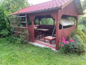 En have udenfor Dom Przyjazny + 3 billeder