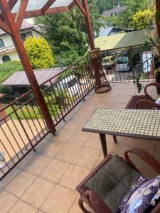 En balkon eller terrasse på Dom Przyjazny