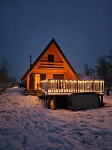 Tomina Koliba Lika om vinteren