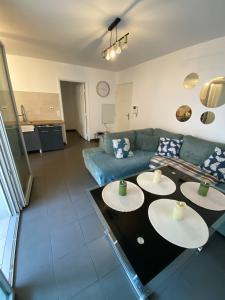 Posezení v ubytování FLC- Vaste T2 -Parking-Air Conditioning-Terrace-6p-St Charles