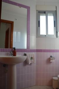 Et badeværelse på Apartment with balcony, Cabo Roig, La Rotonda