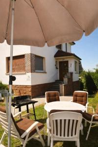 Το κτήριο όπου στεγάζεται  το διαμέρισμα