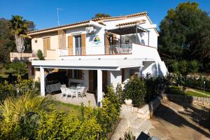 Tòa nhà nơi công viên nghỉ dưỡng tọa lạc