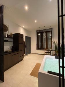 Fotografie z fotogalerie ubytování Charnel - Bora Bora v destinaci Lutych