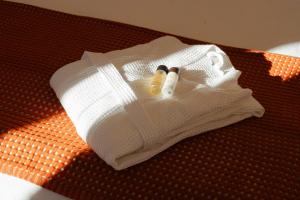 En eller flere senge i et værelse på Belvedere 237 Lakeview Terrace Luxury Apartment