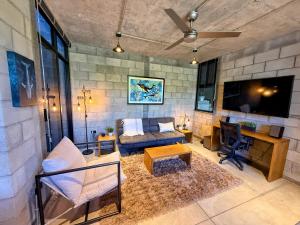 TV a/nebo společenská místnost v ubytování Santas y Santos