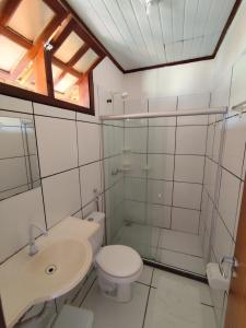 Et badeværelse på Saudade de Morro + 4 billeder