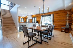 Fotografie z fotogalerie ubytování Spa & Pool table - Le Massif v destinaci Saint Adolphe D'Howard