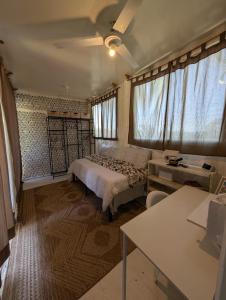 Postel nebo postele na pokoji v ubytování Bungalows Higuera