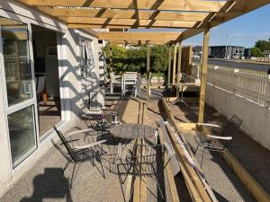 Ban công/sân hiên tại Roberts Street Central