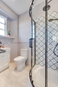 Koupelna v ubytování 5 Bed in Braunton oc-bloomf + 18 fotografií