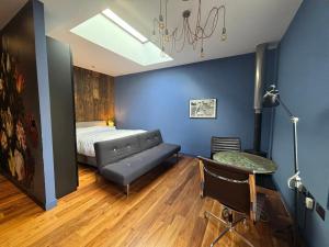 Et opholdsområde på Sought After Studio Overlooking Portobello Road