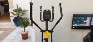 Et tv og/eller underholdning på Place of the Goddess + 22 billeder