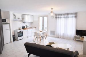 Nhà bếp/bếp nhỏ tại Elégance et authenticité au cœur de Pézenas