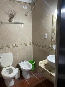 Phòng tắm tại Bungalows Amancay