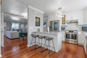 Køkken eller tekøkken på Marbella Lane - Buckingham Place Laundry P