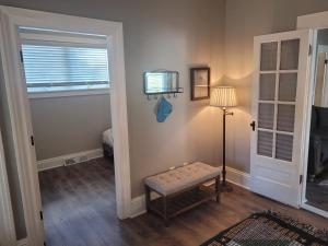 Et tv og/eller underholdning på New! Lake Michigan Hideaway - Very Cute!