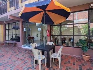 Αίθριο ή υπαίθριος χώρος στο Hostal Edén