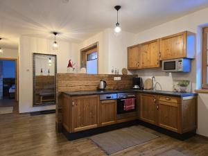 Nhà bếp/bếp nhỏ tại Tauernapart II