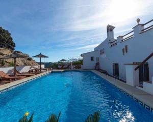 Swimmingpoolen hos eller tæt på Casa Azafranes - Boutique B&B - Arenas