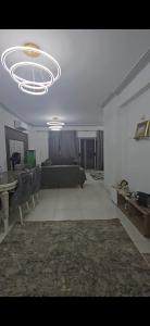 Μια τηλεόραση ή/και κέντρο ψυχαγωγίας στο قلب النيل