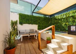 Swimmingpoolen hos eller tæt på Ocean Park Studio Pool at Riviera Villa