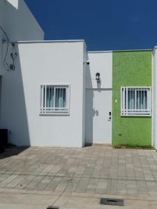 Budova, kde se prázdninový dům nachází + 9 fotografií