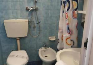 Koupelna v ubytování Hotel Ideale