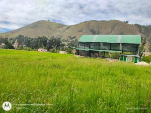 Naturlandskabet i nærheden af campingpladsen