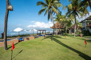 Naturlandskabet i nærheden af resortet