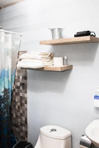 Koupelna v ubytování blanc haus + 67 fotografií