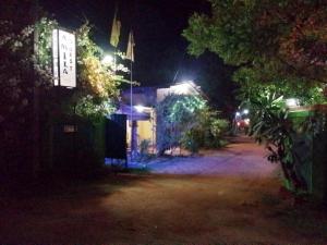 Un jardín fuera de Amila Guest