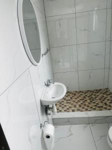 Et badeværelse på Suuka Guest House + 12 billeder