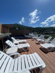 Nespecifikovaný výhled na hory nebo výhled na hory při pohledu z hotelu