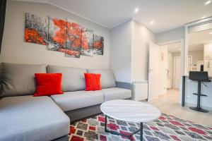 Χώρος καθιστικού στο Jacuzzi con terraza y vistas panorámicas a Grandvalira I AndBnB