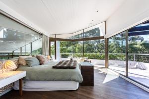 Posezení v ubytování Beachfront Hyper Luxury Harbour Sanctuary