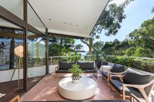 Zahrada ubytování Beachfront Hyper Luxury Harbour Sanctuary