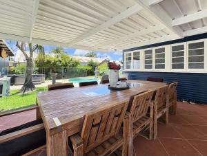 Billede fra billedgalleriet på Lady Katherine Coastal Cottage with Pool i Beerwah