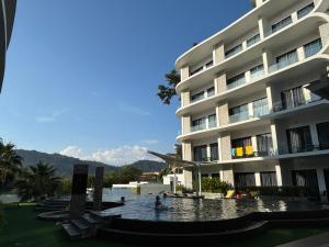 Γενική θέα στο βουνό ή θέα στο βουνό από  αυτό το ξενοδοχείο διαμερισμάτων