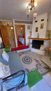 Posezení v ubytování Ξενών ΗΧΩ