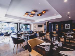 Posezení v ubytování Mercure Pau Palais des Sports