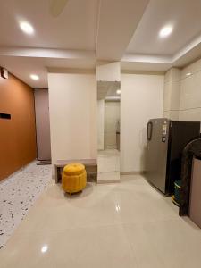 Et badeværelse på Aesthetic 1bhk luxe, Indore